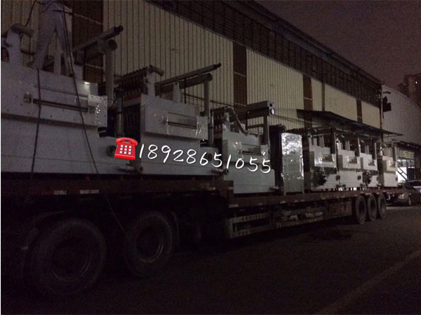 14米高精密蝕刻機裝車發貨！